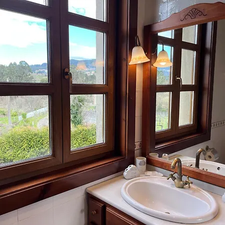 Espectacular Casa Gallega Con Piscina