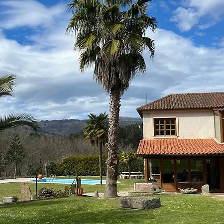 Holiday home Espectacular Casa Gallega Con Piscina *