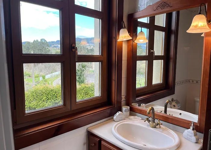 Espectacular Casa Gallega Con Piscina