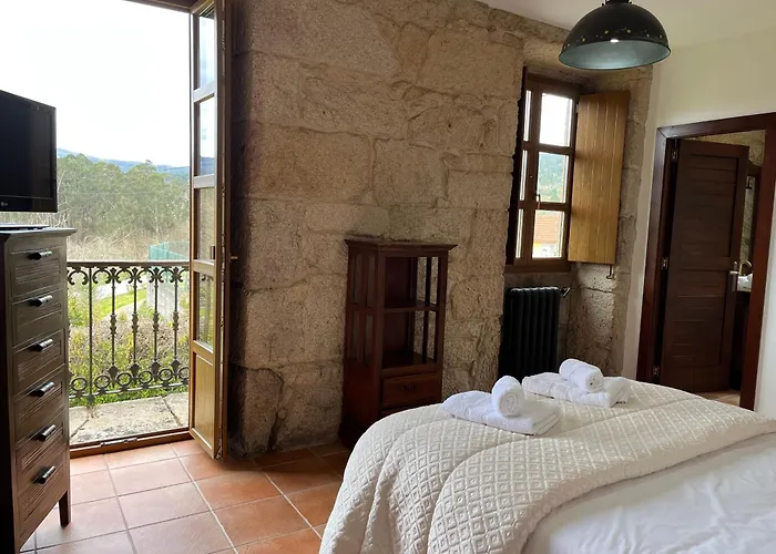 Espectacular Casa Gallega Con Piscina * Valeixe